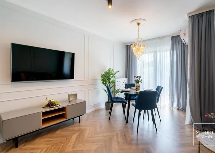 Exclusive Gold Apartment
